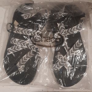 Chaco white and black sandals